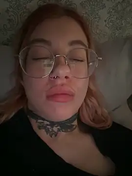 Snapshot of Nancyhot777 chatting on 10-11-25, 08:32 Nancyhot777 online show from 10-11-25, 08:32