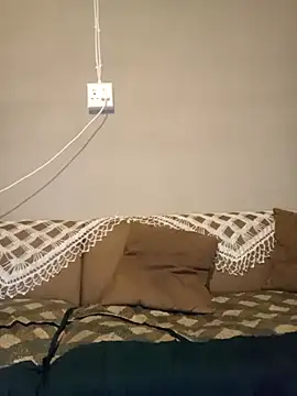 Snapshot of ManInbkack chatting on 10-29-25, 10:14 ManInbkack online show from 10-29-25, 10:14