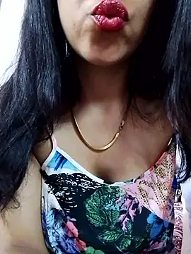 Snapshot of Princessa05 chatting on 10-28-25, 01:21 Princessa05 online show from 10-28-25, 01:21