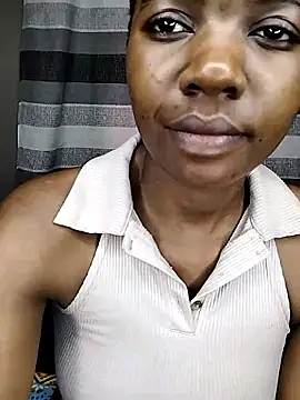 Berryangel03 online show from 10-13-25, 01:12