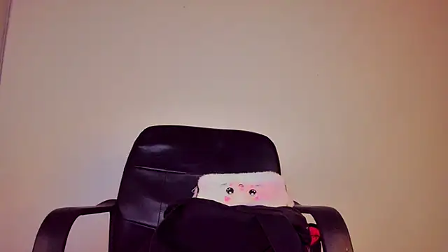 Madison charlotte online show from 10-23-25, 04:33