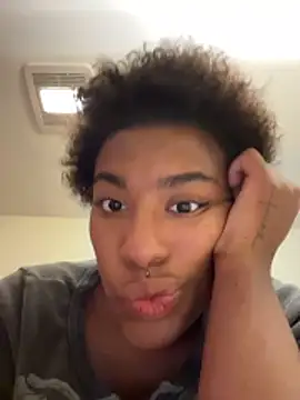 Tu GataLinda online show from 10-25-25, 03:38