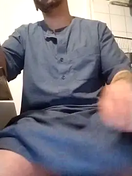 Snapshot of JuicyBigcock@xh chatting on 10-18-25, 12:01 JuicyBigcockxh online show from 10-18-25, 12:01