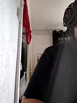 JuicyBigcockxh online show from 05-15-26, 01:31