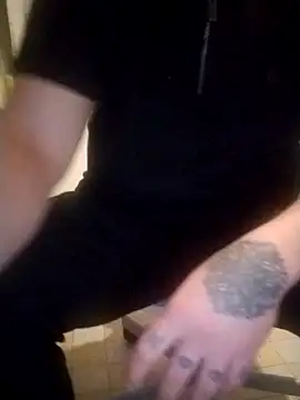 Snapshot of JuicyBigcock@xh chatting on 10-14-25, 11:25 JuicyBigcockxh online show from 10-14-25, 11:25