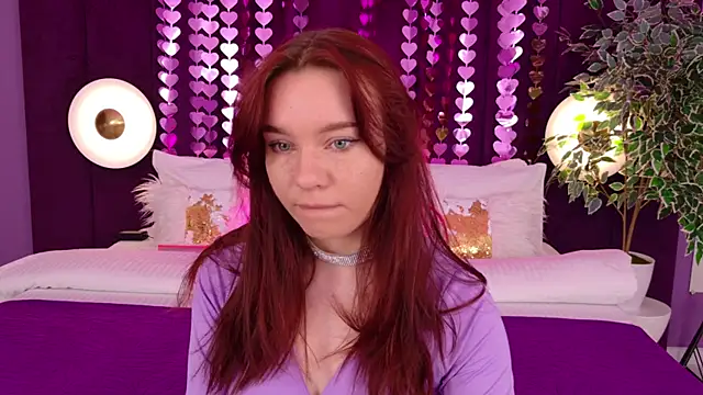 NoraHaynes online show from 04-05-26, 03:02