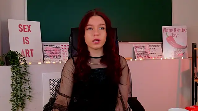 NoraHaynes online show from 05-28-26, 03:03