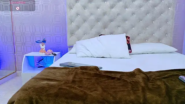 AmbherBlake online show from 01-10-26, 03:18