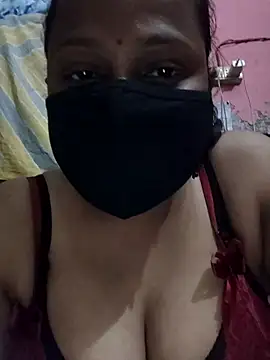 Snapshot of shalubhabhi69 chatting on 01-08-26, 06:25 shalubhabhi69 online show from 01-08-26, 06:25