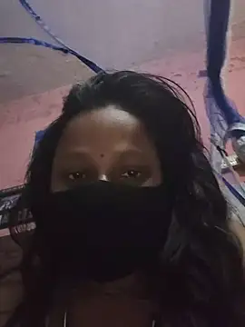 Snapshot of shalubhabhi69 chatting on 11-24-25, 06:41 shalubhabhi69 online show from 11-24-25, 06:41