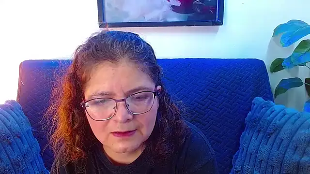 Linda banks  online show from 10-05-25, 01:51