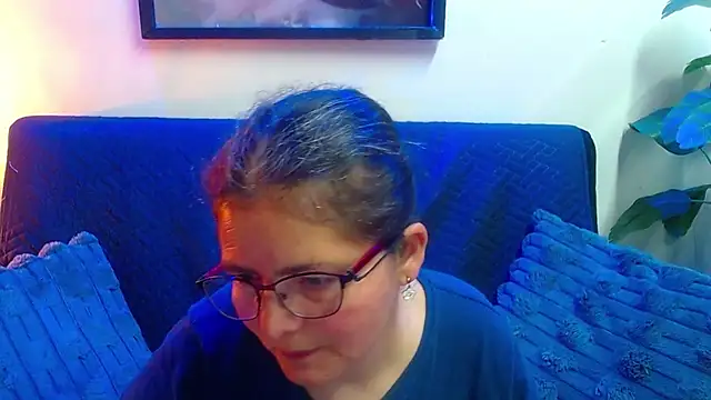 Linda banks  online show from 05-07-26, 01:21