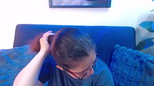 Snapshot of Linda_banks_ chatting on 02-06-26, 02:07 Linda banks online show from 02-06-26, 02:07