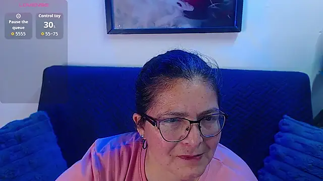 Linda banks  online show from 12-14-25, 01:45