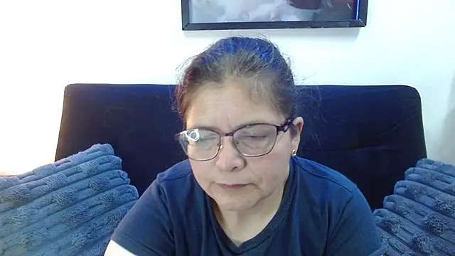 Linda banks  online show from 09-12-25, 01:39