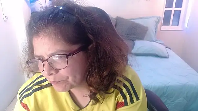 Linda banks  online show from 10-19-25, 11:24