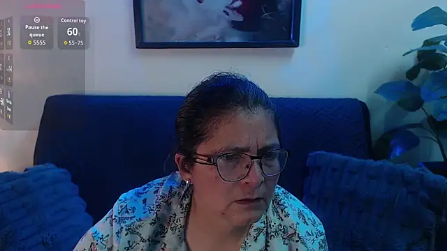 Snapshot of Linda_banks_ chatting on 02-17-26, 01:47 Linda banks online show from 02-17-26, 01:47