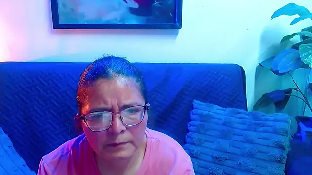 Linda banks  online show from 05-06-26, 01:31