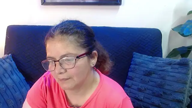 Linda banks  online show from 05-01-26, 01:43