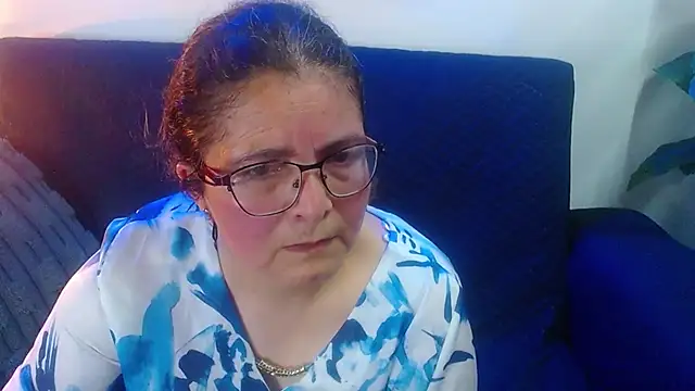 Linda banks  online show from 05-30-26, 01:34
