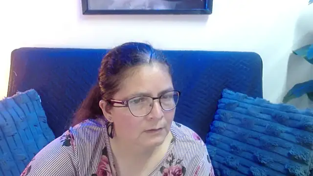 Linda banks  online show from 04-23-26, 01:34