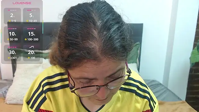 Linda banks  online show from 10-15-25, 01:15