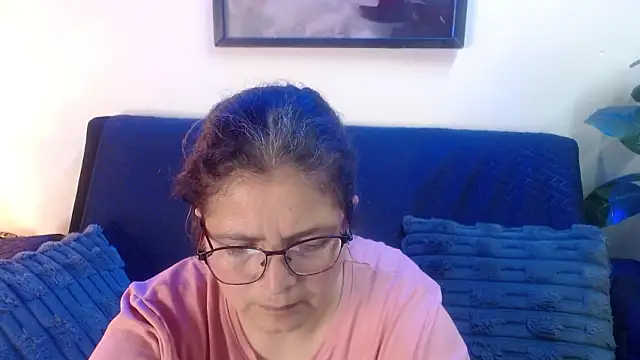 Snapshot of Linda_banks_ chatting on 03-03-26, 02:07 Linda banks online show from 03-03-26, 02:07