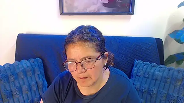 Linda banks  online show from 01-08-26, 01:33