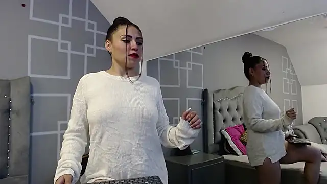 AliceBlackx online show from 10-18-25, 11:34