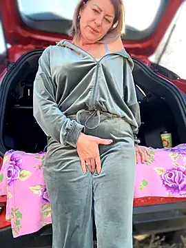 Milena-MilfaXXX online show from 10-31-25, 06:10