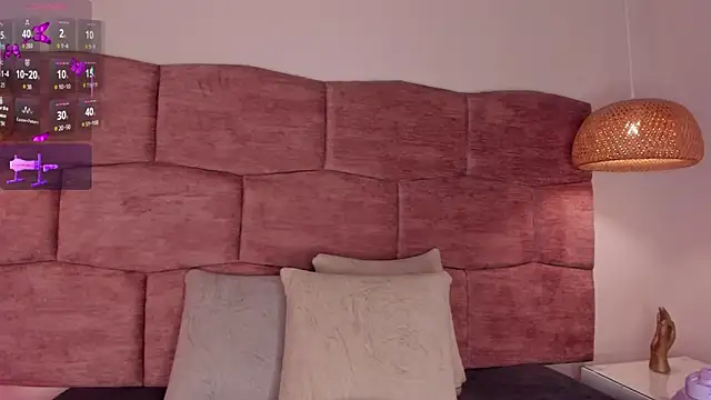 Snapshot of dani_velvet chatting on 02-18-26, 03:04 dani velvet online show from 02-18-26, 03:04