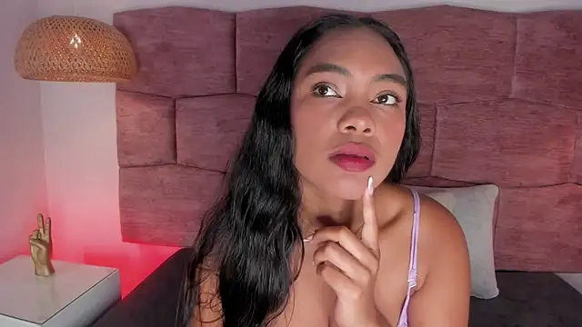 Snapshot of dani_velvet chatting on 02-22-26, 03:09 dani velvet online show from 02-22-26, 03:09