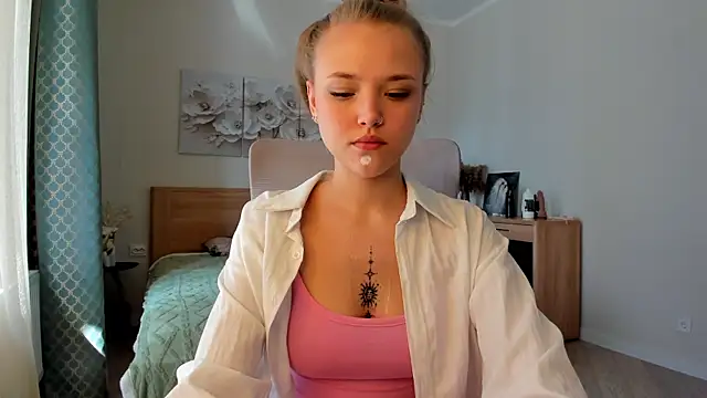 flooora 0 online show from 05-28-26, 02:08