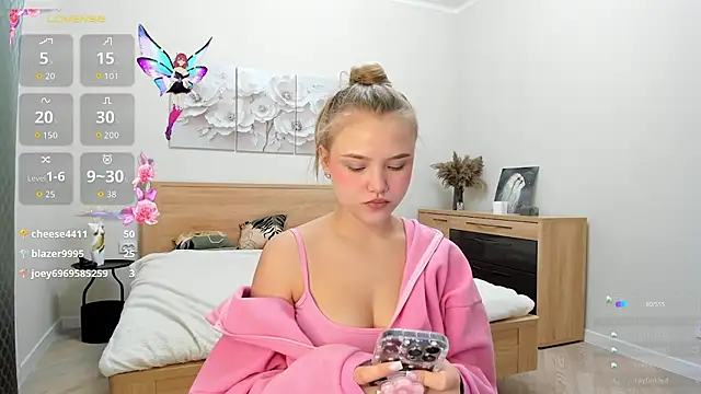 flooora 0 online show from 10-11-25, 12:44