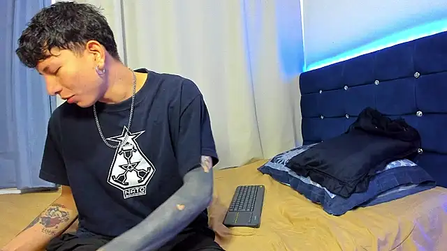 Tatiiana n Damiian online show from 10-18-25, 10:34