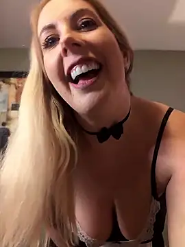 EllieEnchantress online show from 01-13-26, 06:50