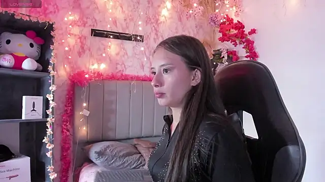 Scarlett21   online show from 03-19-26, 07:47