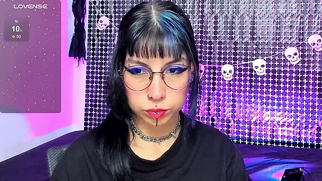 Rose 72 online show from 11-28-25, 07:36