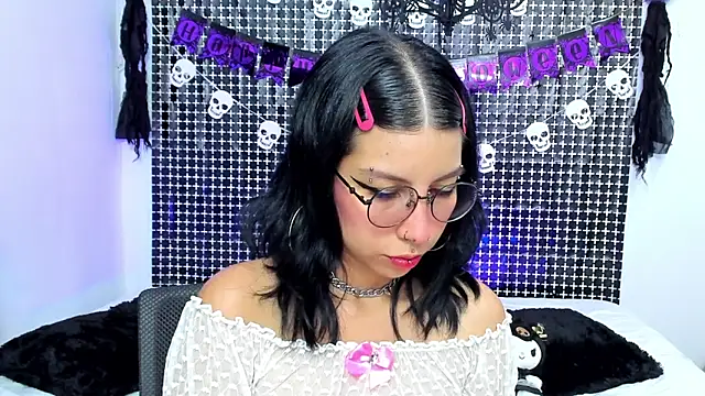 Rose 72 online show from 10-10-25, 10:21