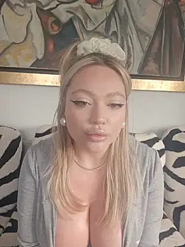 misstitmouseofficial online show from 02-21-26, 11:12