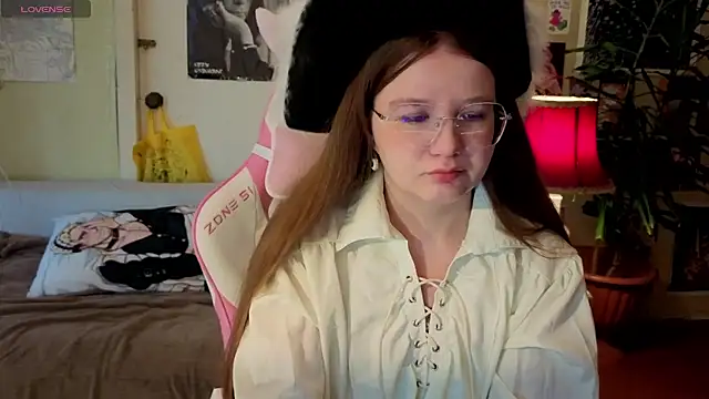 Sienna-Cow online show from 09-23-25, 10:55