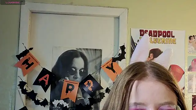 Sienna-Cow online show from 10-29-25, 11:53