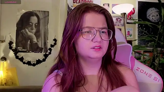 Sienna-Cow online show from 11-27-25, 12:38