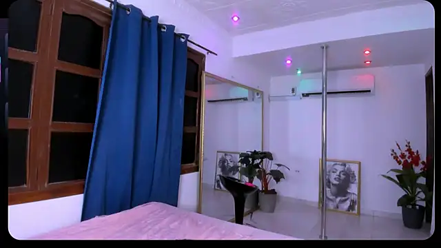 nahomy ryans online show from 01-06-26, 11:31