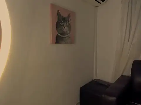 nahomy ryans online show from 11-29-25, 09:15