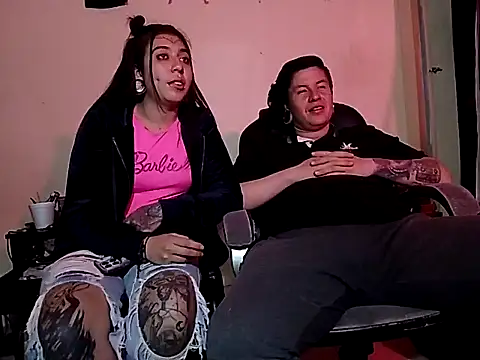 saenzjulieta1 online show from 09-25-25, 01:11