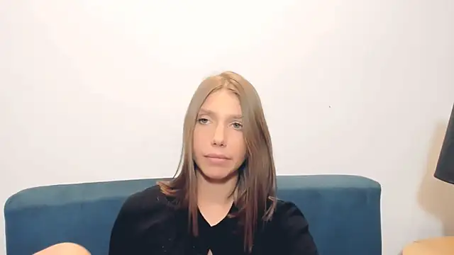 EmmaGorgeous online show from 03-07-26, 06:02