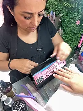 hotadhara01 online show from 10-26-25, 04:18