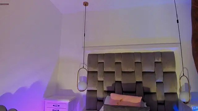 OnlyGia online show from 01-09-26, 09:00