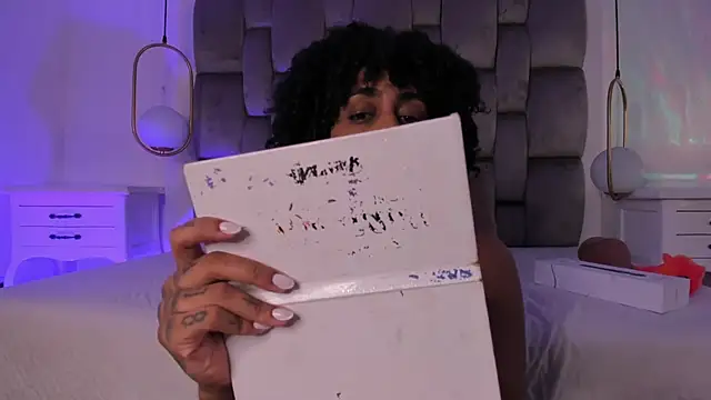 OnlyGia online show from 04-29-26, 03:43